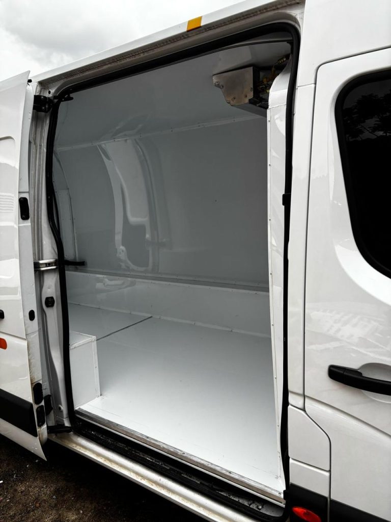 WhatsApp Image 2025-09-30 at 09.34.52 (3)